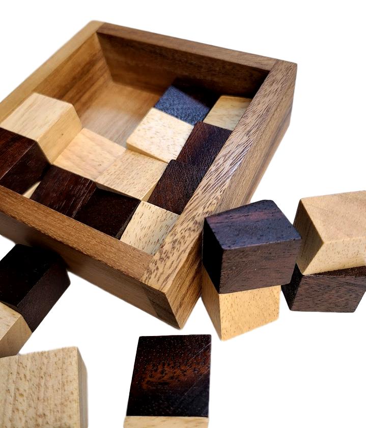 Devil's Square - difficult wooden puzzle